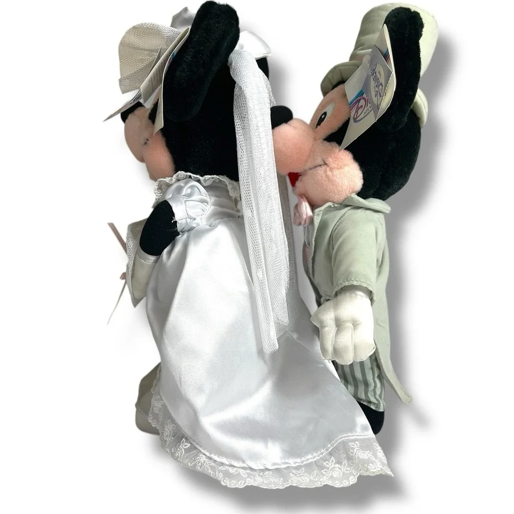 Disney Store Mickey & Minnie Mouse 12